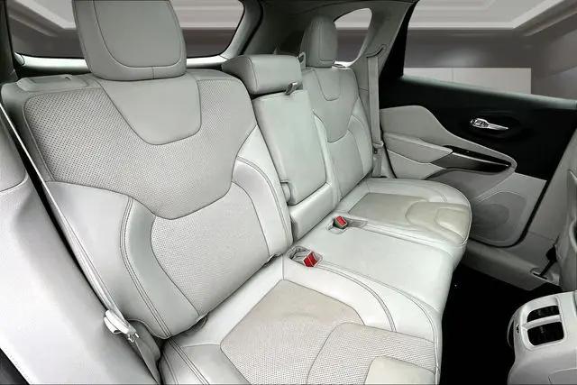 2021 Jeep Cherokee Latitude Lux 4x4