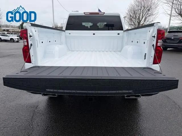 2026 Chevrolet Silverado 1500 4WD Crew Cab Standard Bed Custom Trail Boss