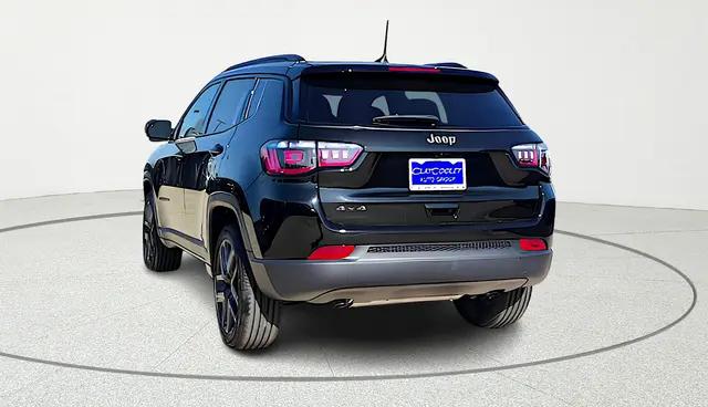 2026 Jeep Compass Latitude Altitude