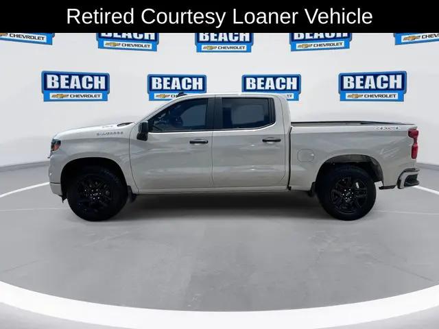 2026 Chevrolet Silverado 1500 4WD Crew Cab Short Bed Custom