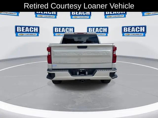 2026 Chevrolet Silverado 1500 4WD Crew Cab Short Bed Custom