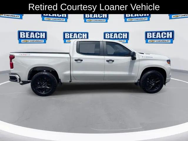2026 Chevrolet Silverado 1500 4WD Crew Cab Short Bed Custom
