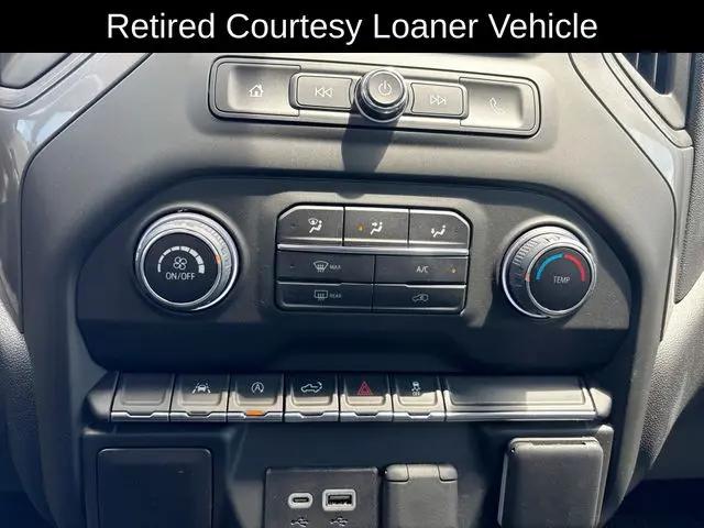 2026 Chevrolet Silverado 1500 4WD Crew Cab Short Bed Custom