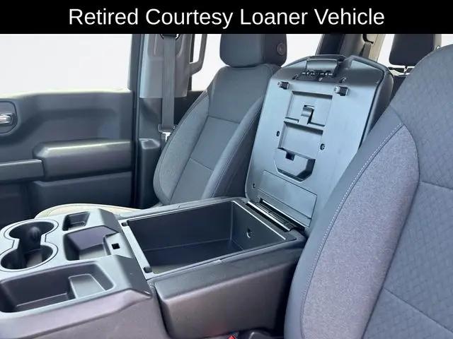 2026 Chevrolet Silverado 1500 4WD Crew Cab Short Bed Custom