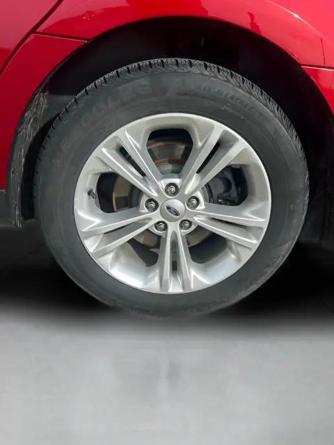 2014 Ford Taurus SEL