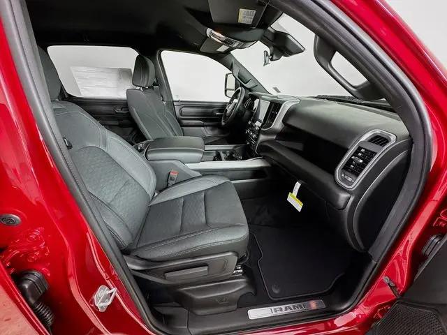 2026 Ram 1500 Express Crew Cab 4x4 5'7" Box
