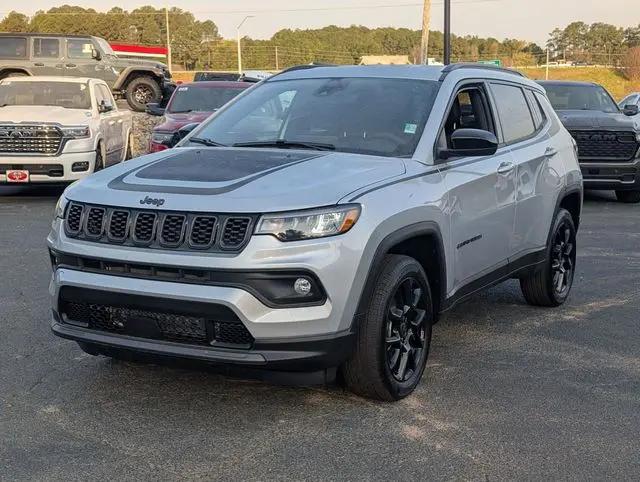 2026 Jeep Compass Latitude Altitude