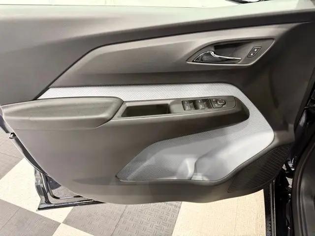 2027 Chevrolet Bolt LT FWD
