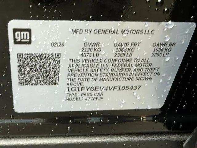 2027 Chevrolet Bolt LT FWD