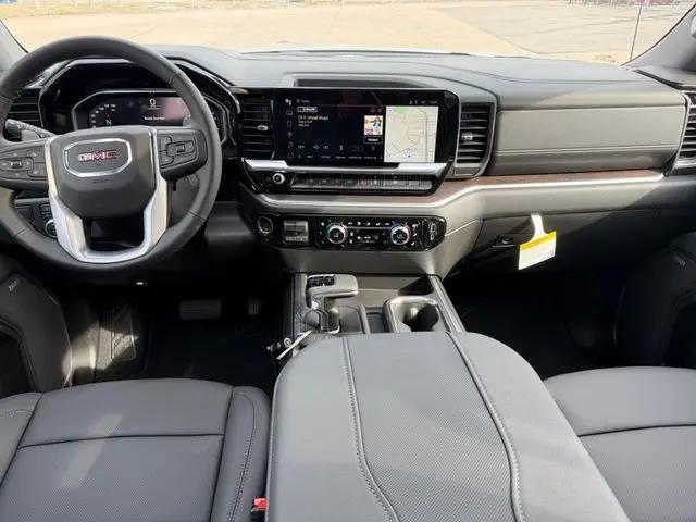 2026 GMC Sierra 1500 Crew Cab, Short Bed, SLT, RWD