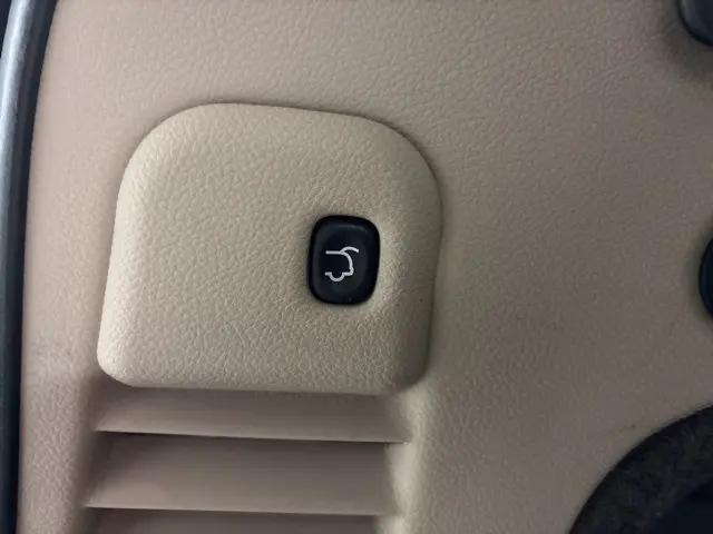 2011 Jeep Grand Cherokee Overland