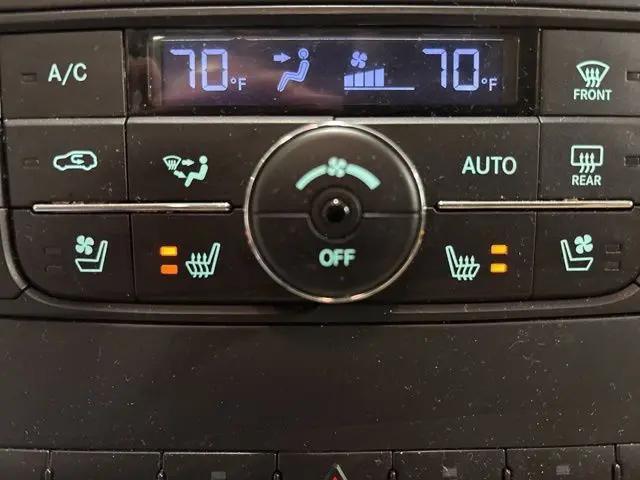 2011 Jeep Grand Cherokee Overland