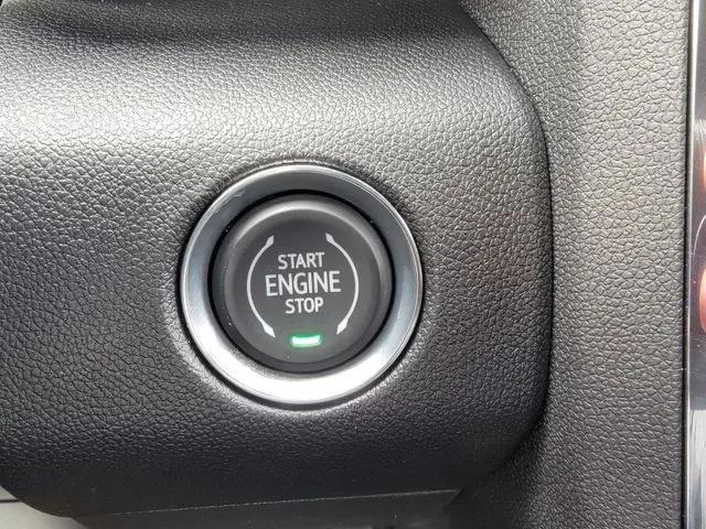 2026 GMC Acadia Denali AWD