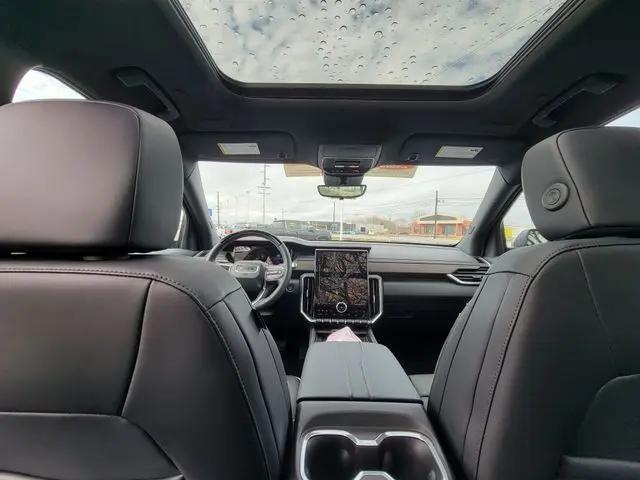 2026 GMC Acadia Denali AWD