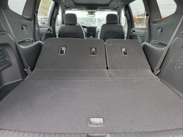 2026 GMC Acadia Denali AWD