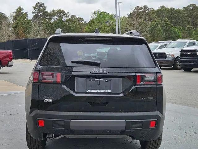 2026 Jeep Cherokee Laredo 4x4