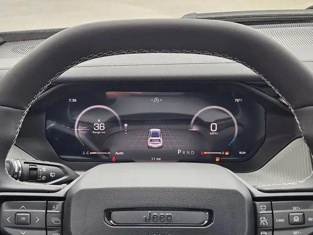 2026 Jeep Cherokee Laredo 4x4