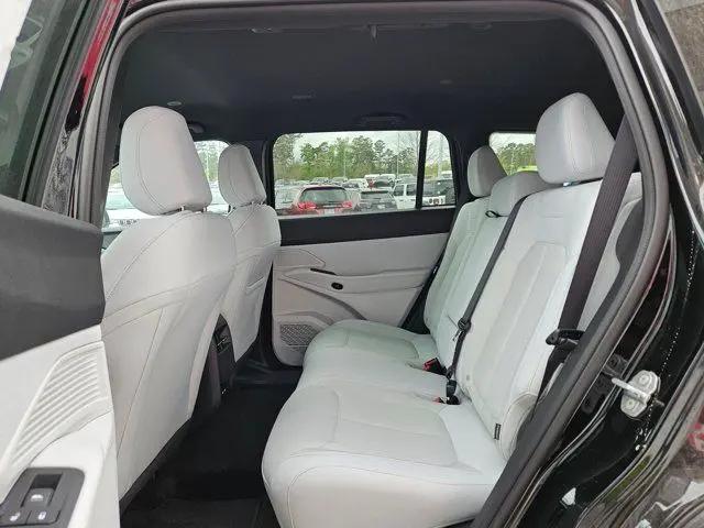 2026 Jeep Cherokee Laredo 4x4