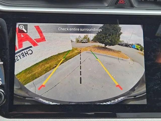 2026 Jeep Cherokee Laredo 4x4