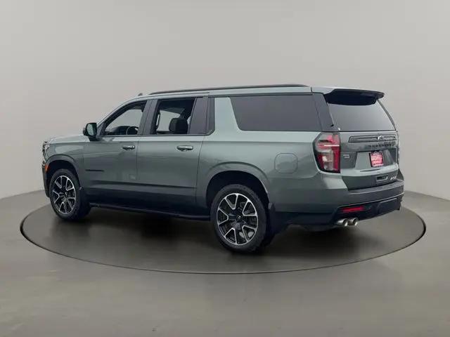 2024 Chevrolet Suburban 4WD RST