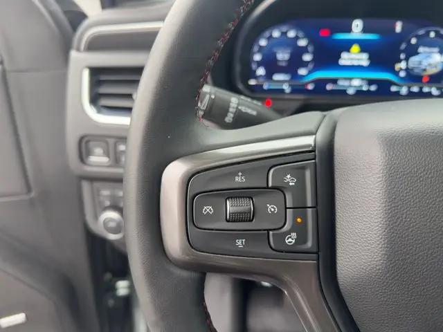 2024 Chevrolet Suburban 4WD RST