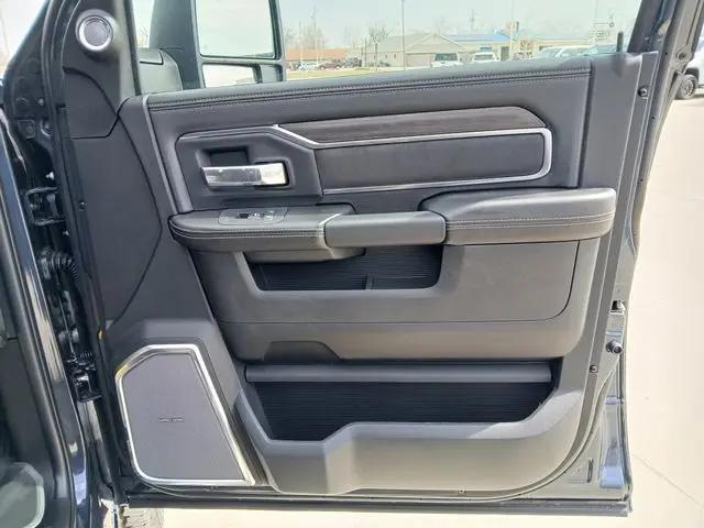 2026 Ram 2500 Laramie Crew Cab 4x4 6'4" Box