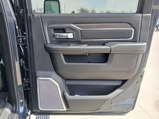 2026 Ram 2500 Laramie Crew Cab 4x4 6'4" Box