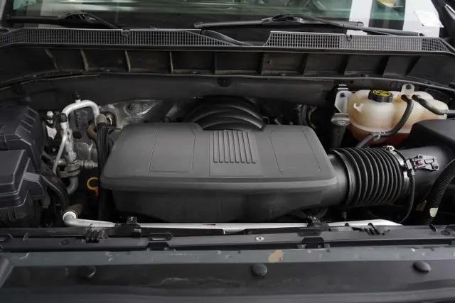 2023 Chevrolet Silverado 1500 4WD Crew Cab Short Bed RST