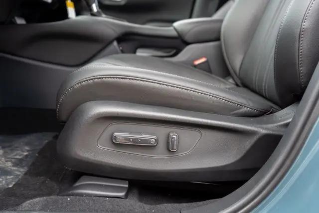 2026 Honda HR-V AWD EX-L