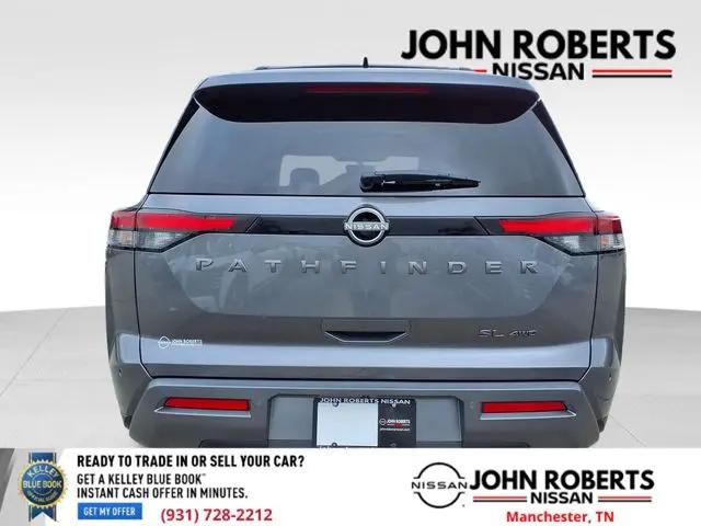2026 Nissan Pathfinder SL