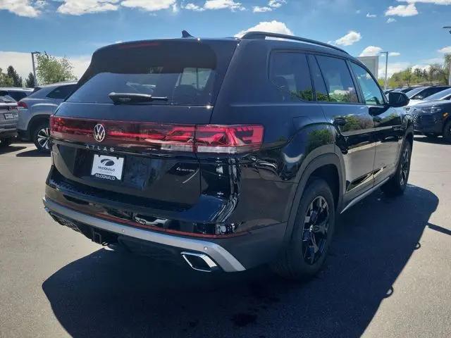 2026 Volkswagen Atlas Peak Edition