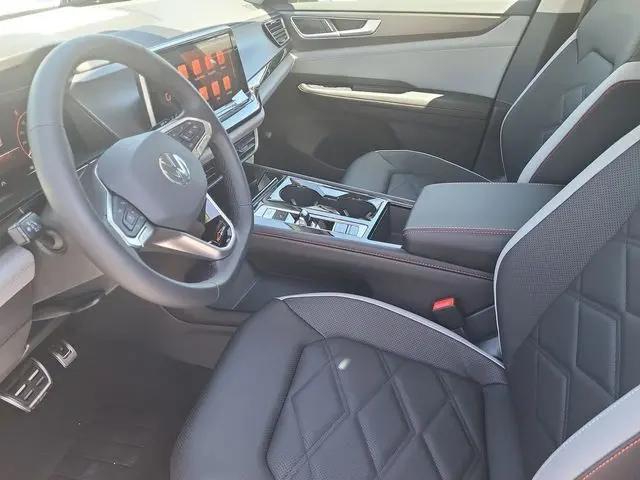2026 Volkswagen Atlas Peak Edition