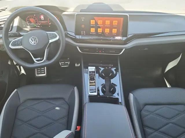 2026 Volkswagen Atlas Peak Edition