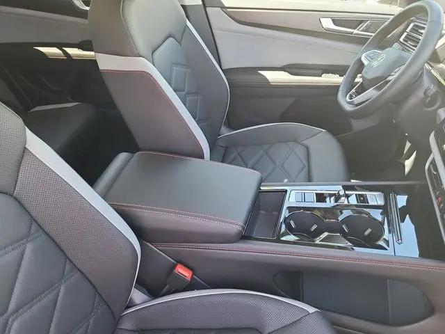 2026 Volkswagen Atlas Peak Edition