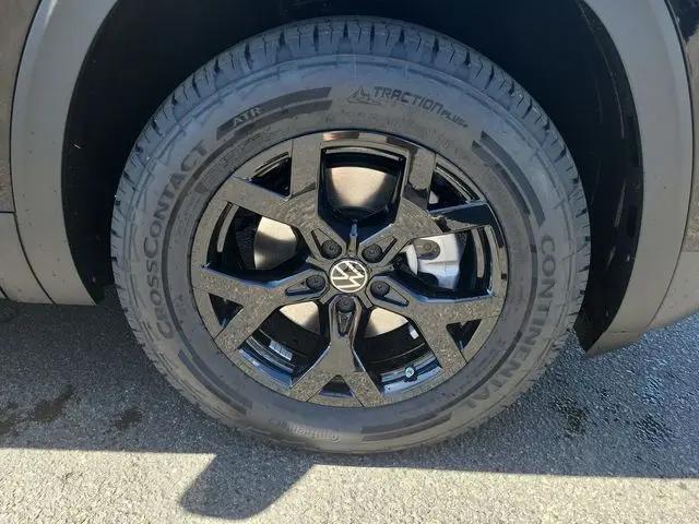 2026 Volkswagen Atlas Peak Edition