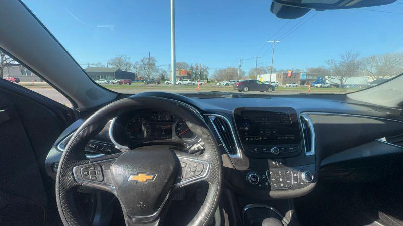 2021 Chevrolet Malibu FWD LT