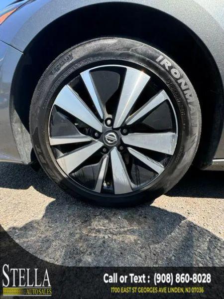2022 Nissan Altima SV FWD