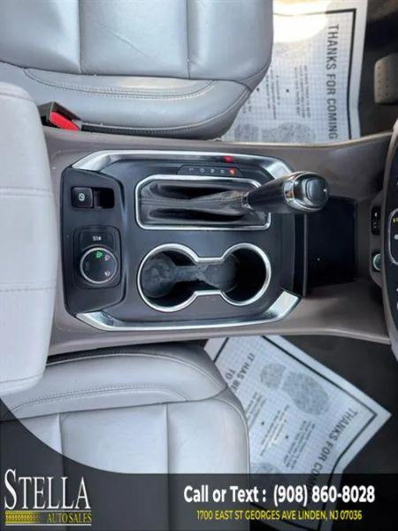 2020 Chevrolet Traverse AWD LT Leather