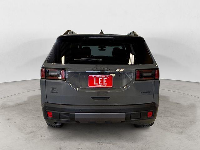 2026 Jeep Cherokee Laredo 4x4
