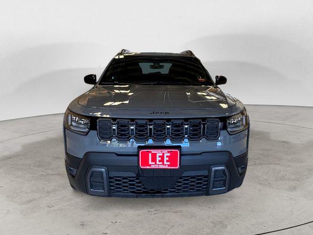 2026 Jeep Cherokee Laredo 4x4