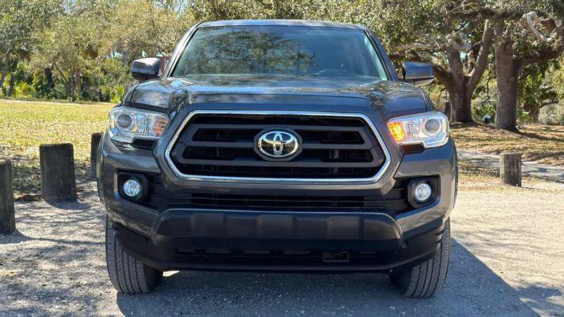 2022 Toyota Tacoma SR