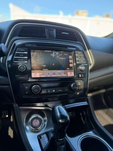 2021 Nissan Maxima SR Xtronic CVT