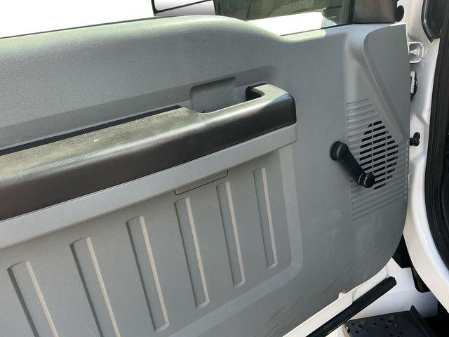 2016 Ford F-750 Base