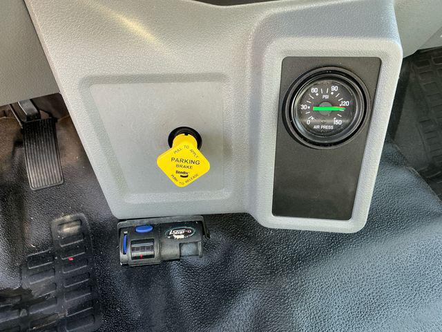 2016 Ford F-750 Base