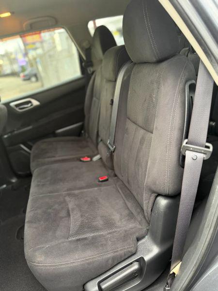 2013 Nissan Pathfinder SV