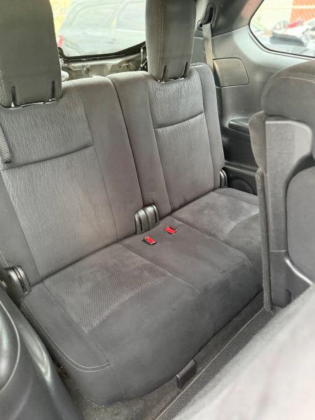 2013 Nissan Pathfinder SV