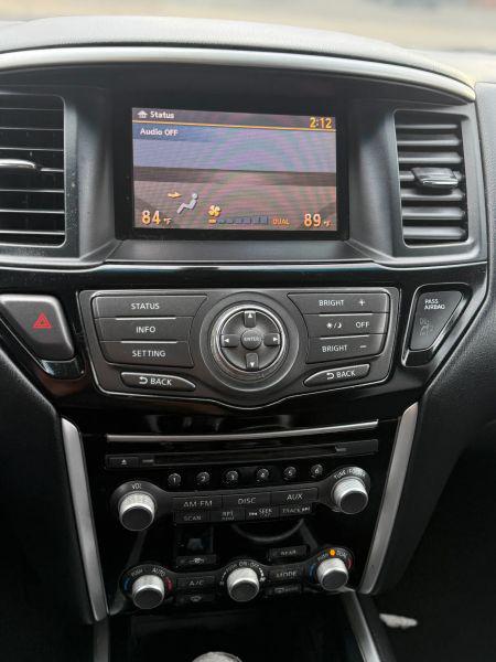 2013 Nissan Pathfinder SV