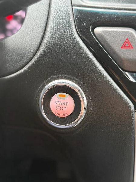 2013 Nissan Pathfinder SV