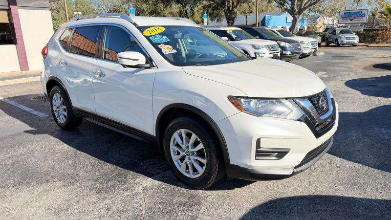 2018 Nissan Rogue SV for sale in Tavares, FL