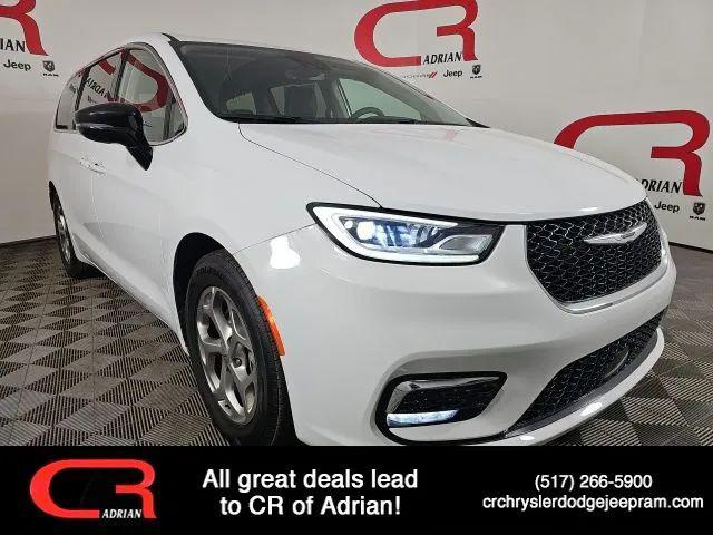 2024 Chrysler Pacifica Limited for sale in Adrian, MI